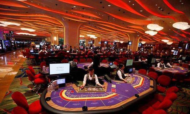 澳门资料百科:向棋牌室借4000赌博